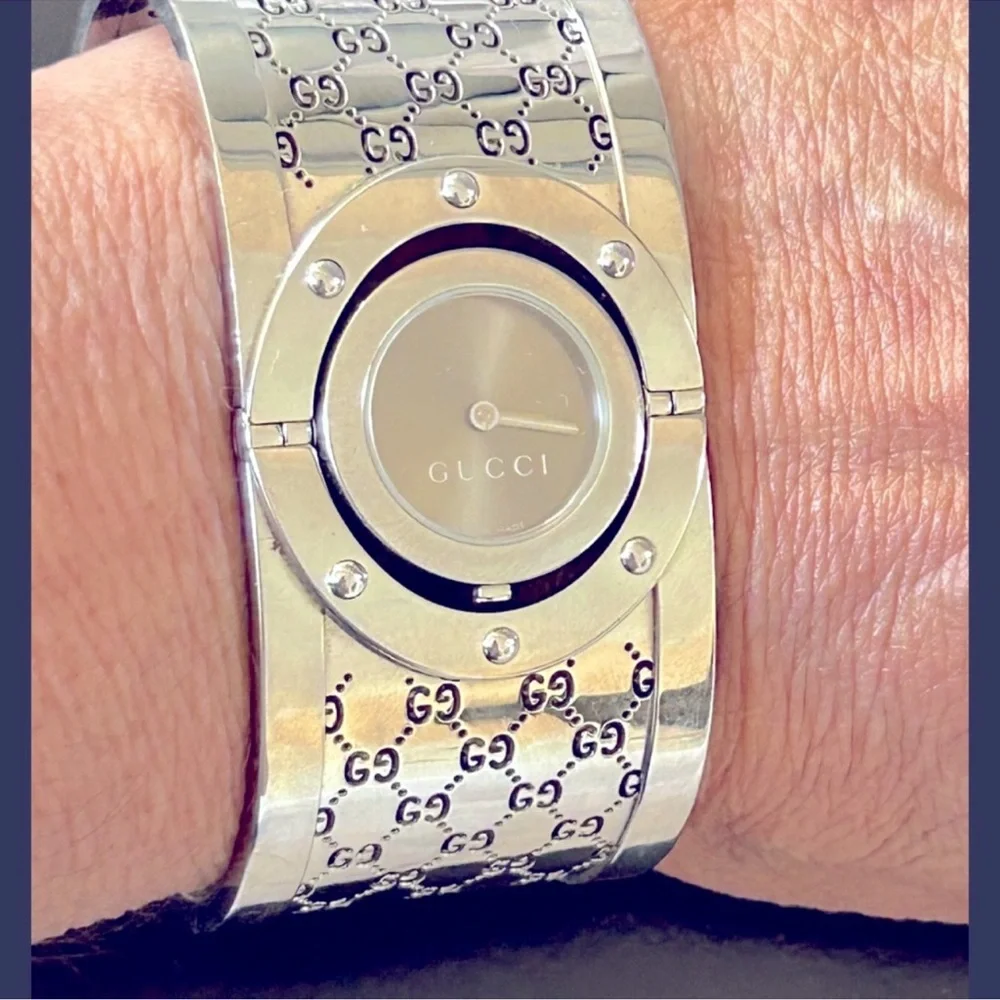 Gucci Italian Luxury Bracelet Watch RARE!!!!